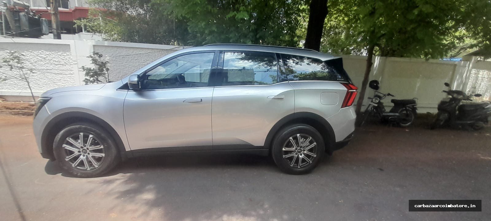 Mahindra XUV700 2022 Photo 2