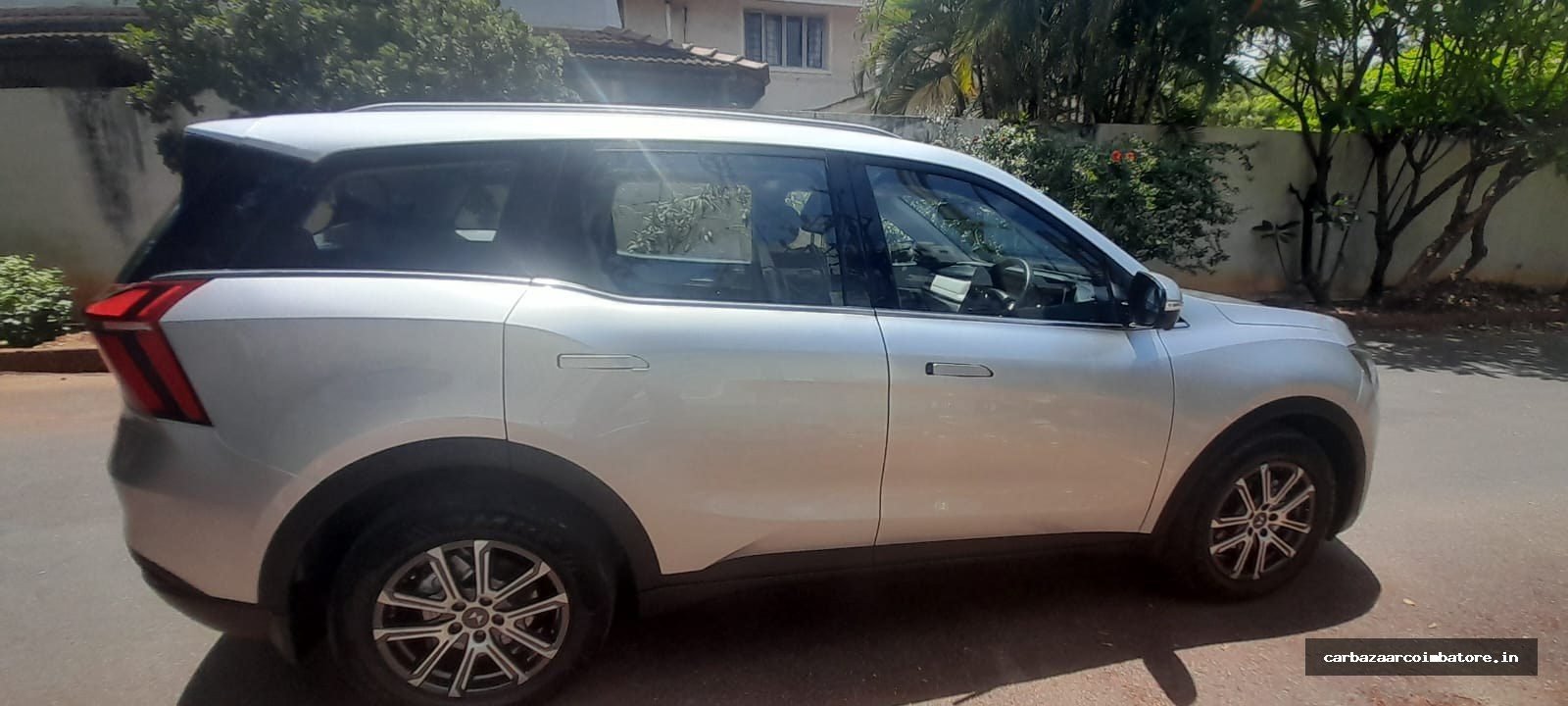 Mahindra XUV700 2022 Photo 3