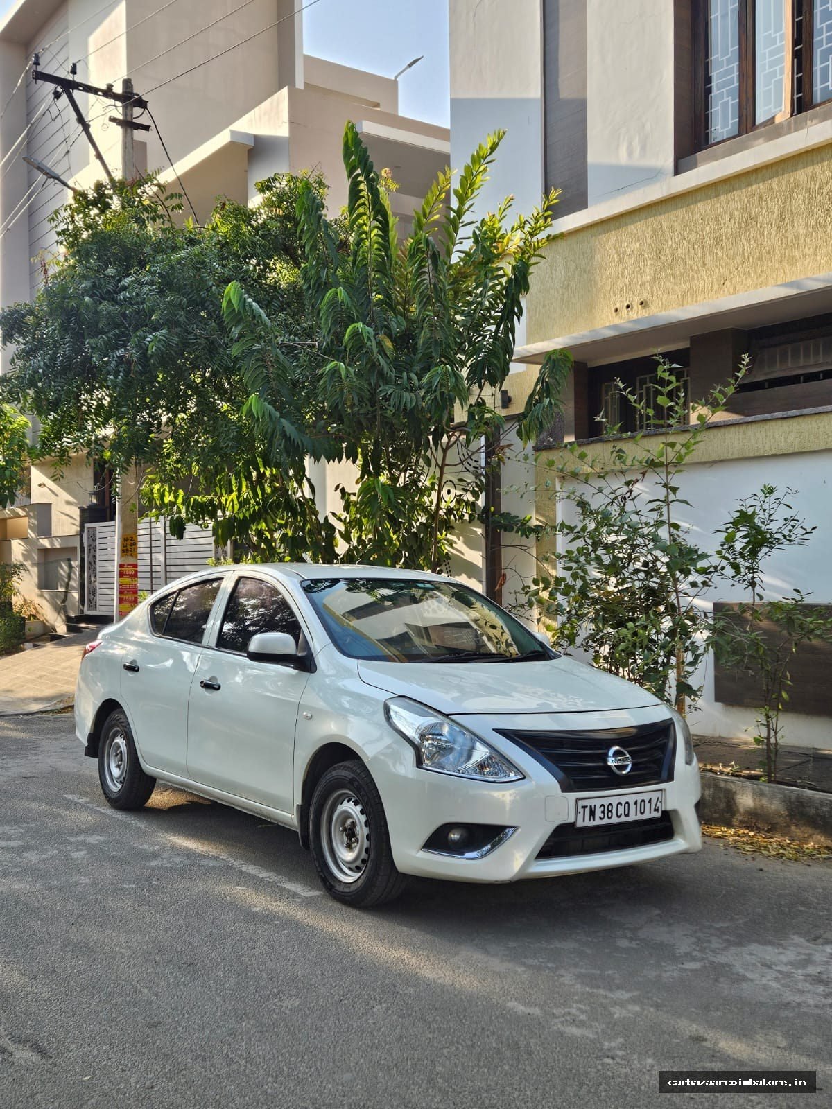 Nissan photo 6