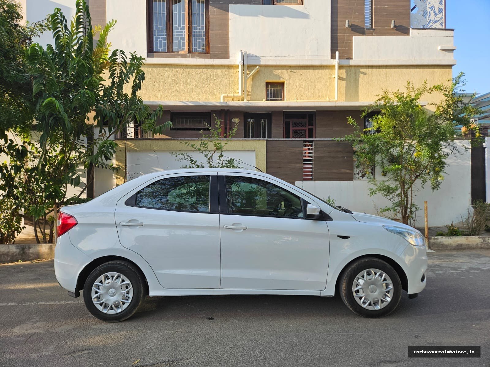 Ford Figo Aspire 2017 Photo 3