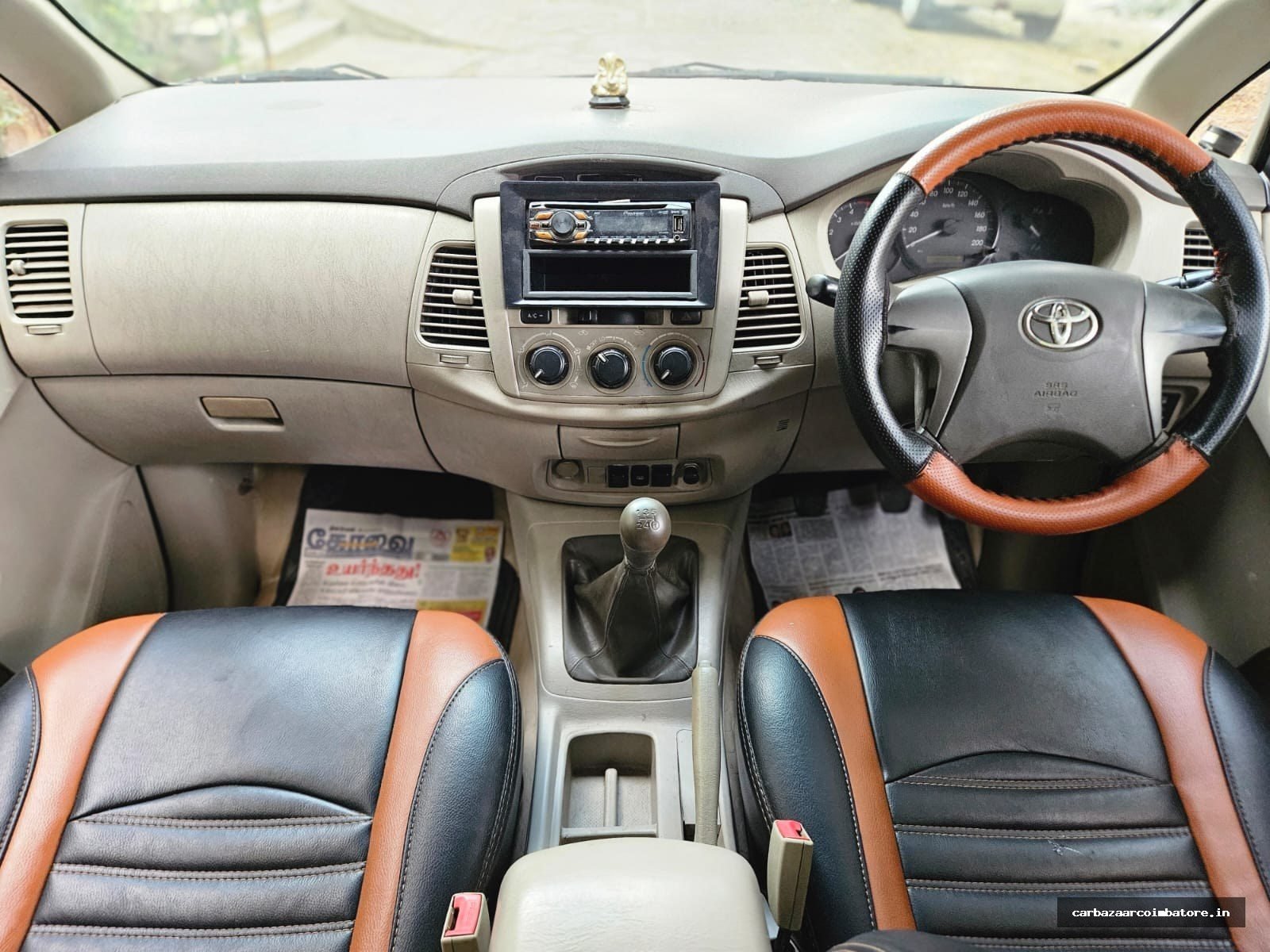 Toyota Innova 2012 Photo 4
