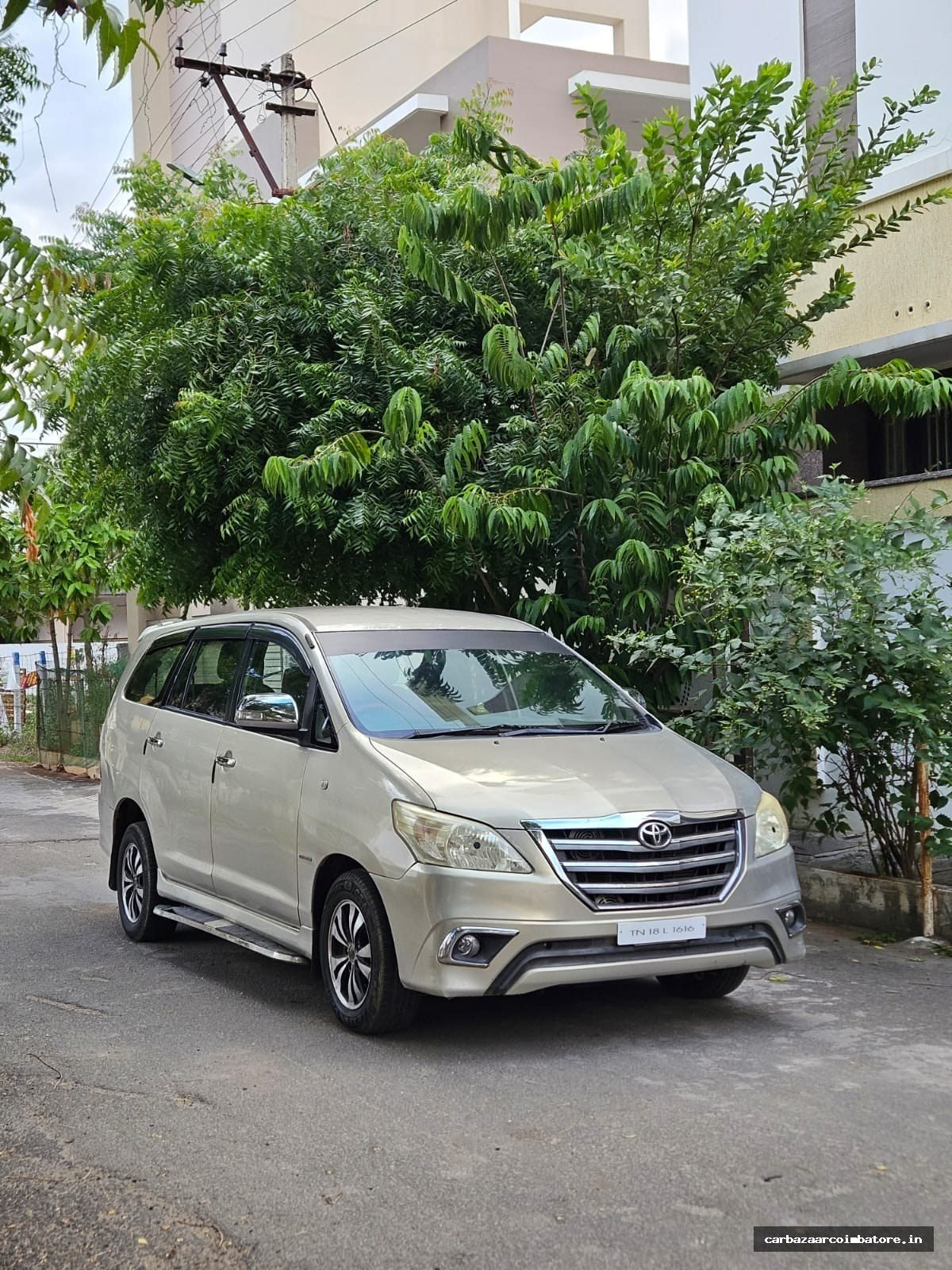 Toyota Innova 2012 Photo 6