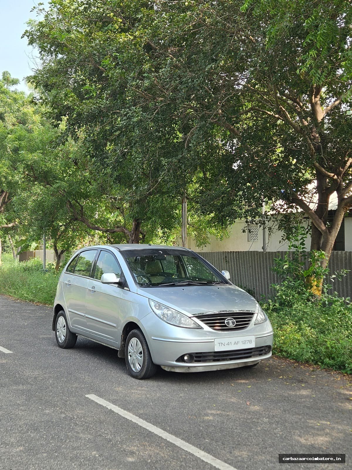 Tata Indica 2012 Photo 6