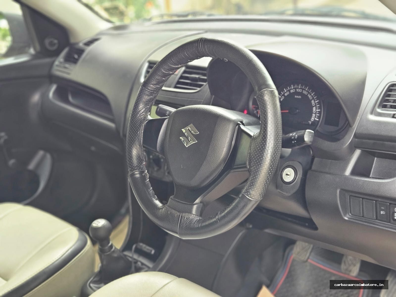 Maruti Suzuki Swift 2015 Photo 5
