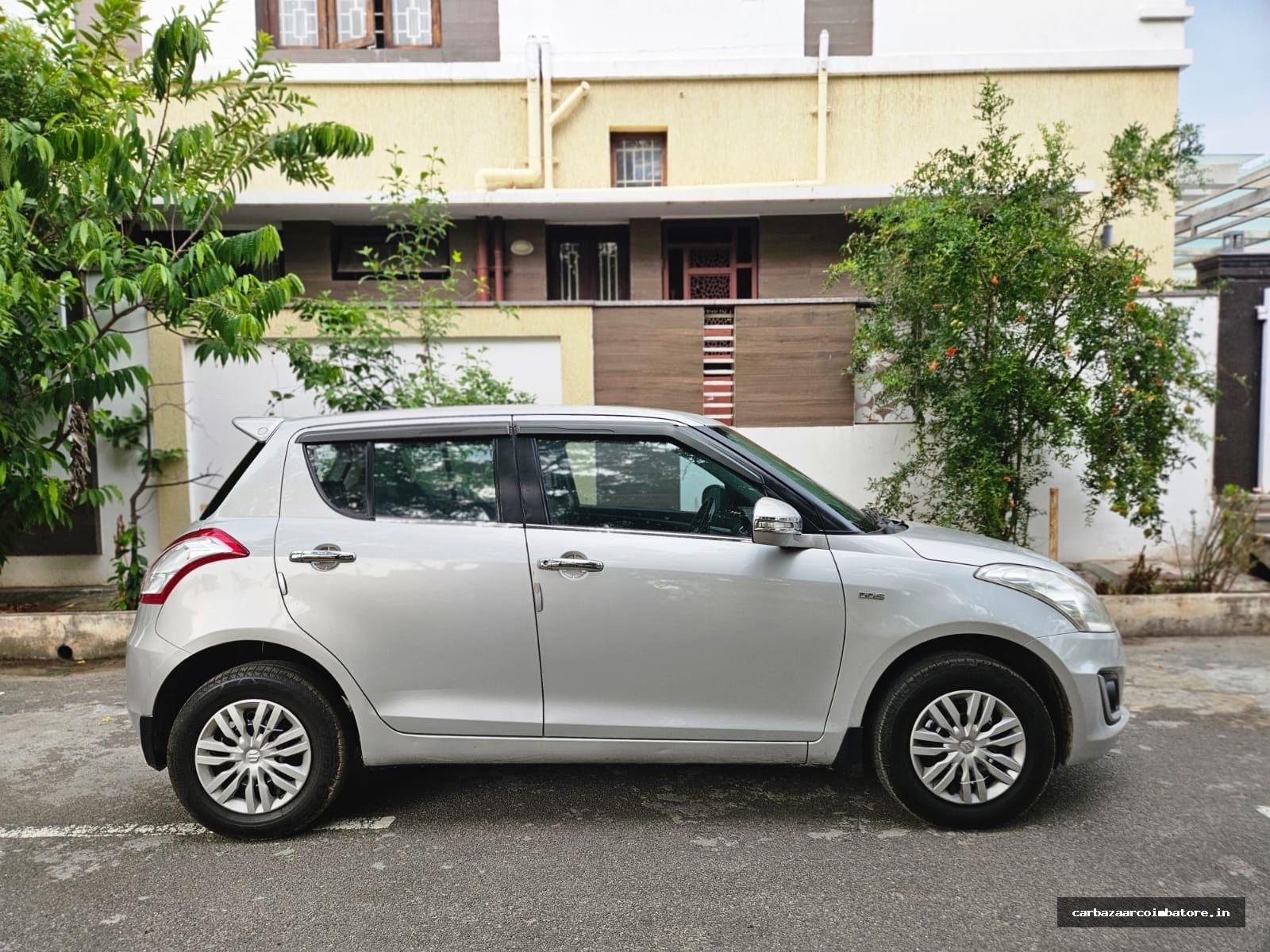 Maruti Suzuki Swift 2017 Photo 3