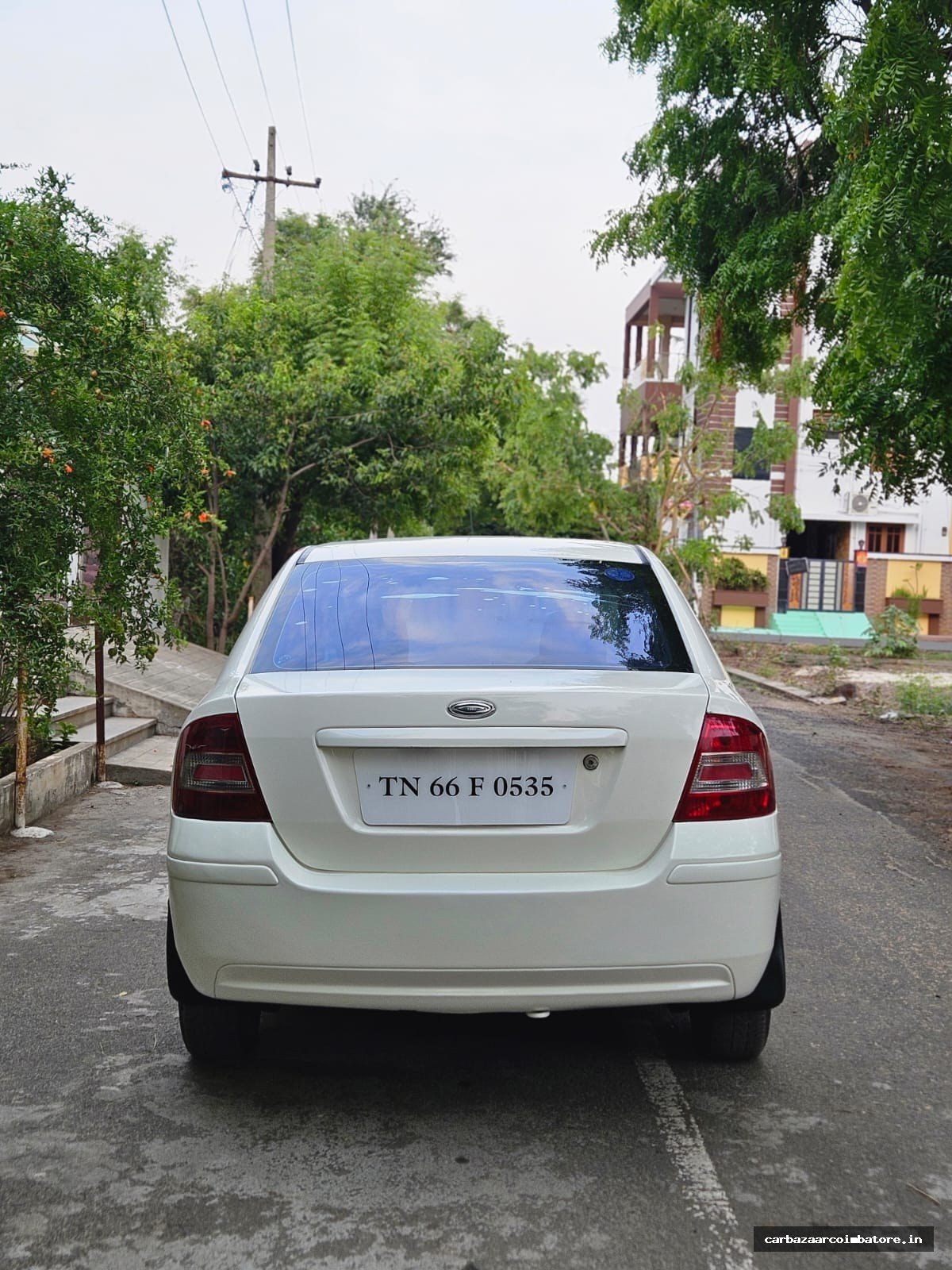 Ford Fiesta 2012 Photo 1