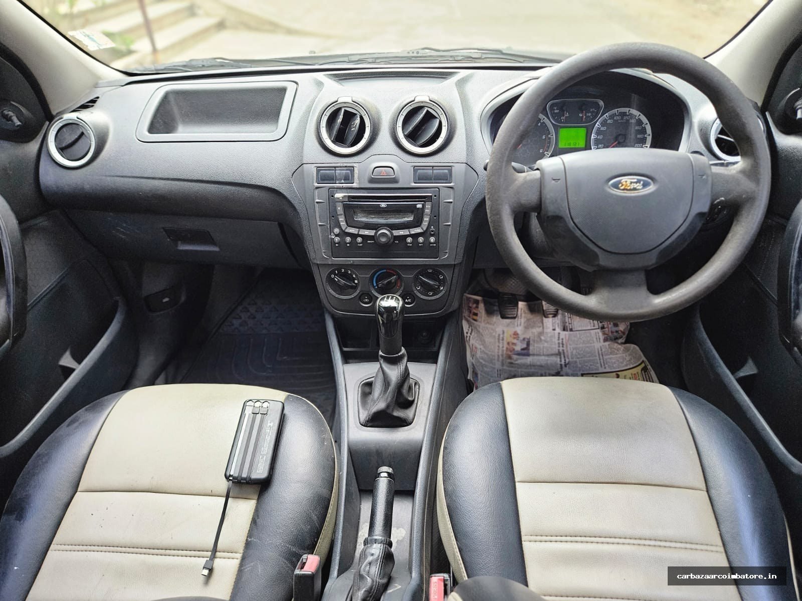 Ford Fiesta 2012 Photo 4