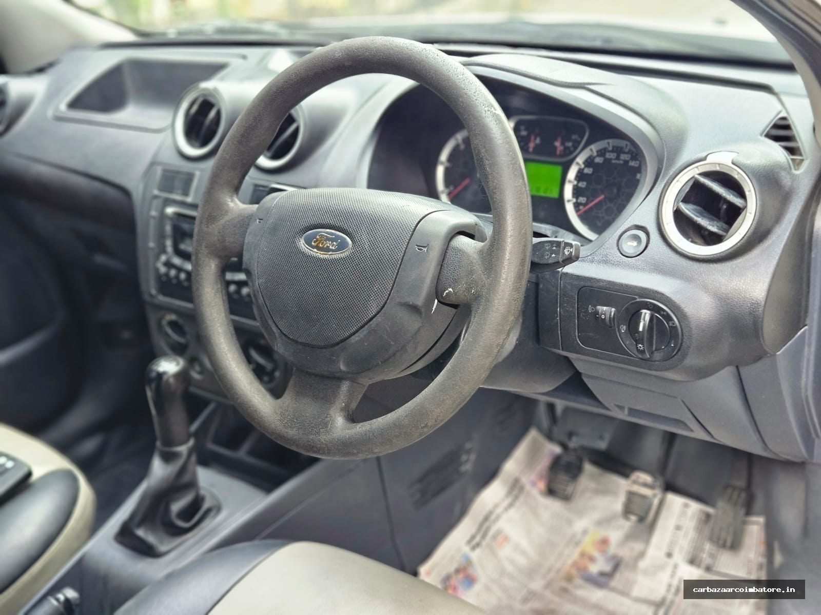 Ford Fiesta 2012 Photo 5
