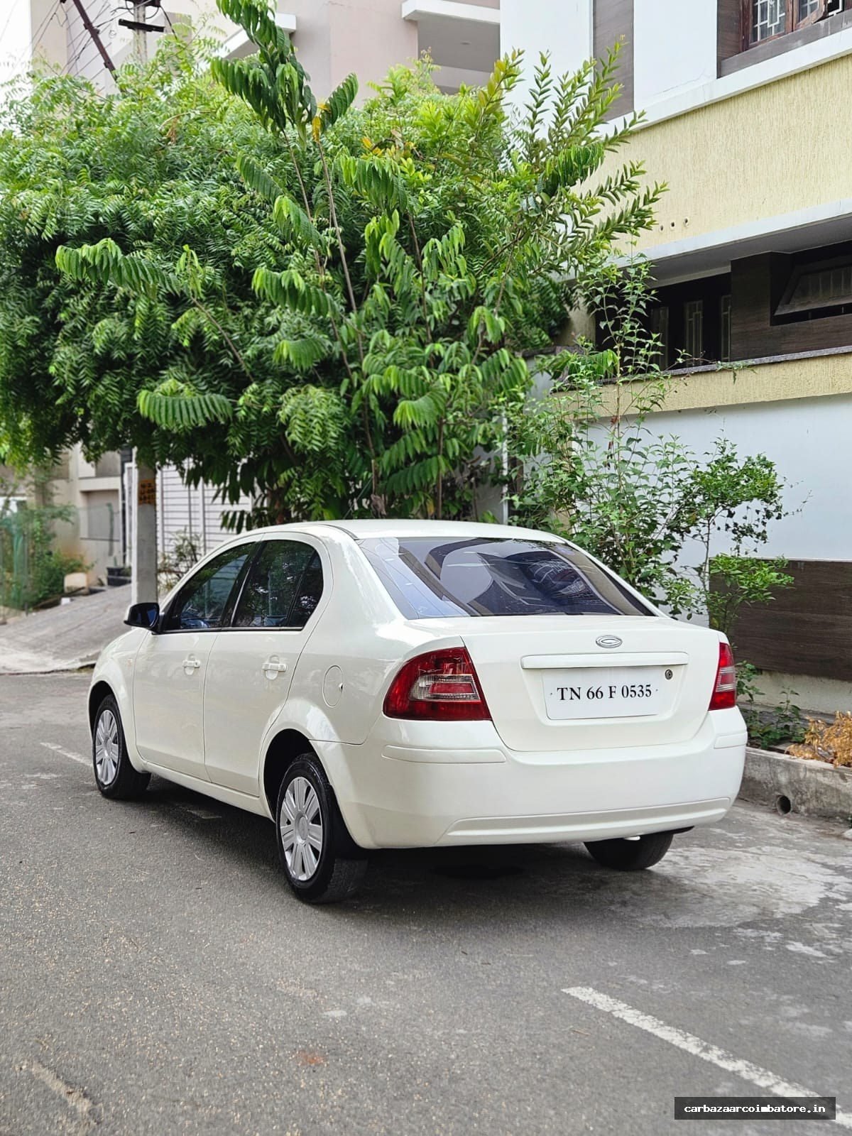 Ford Fiesta 2012 Photo 8