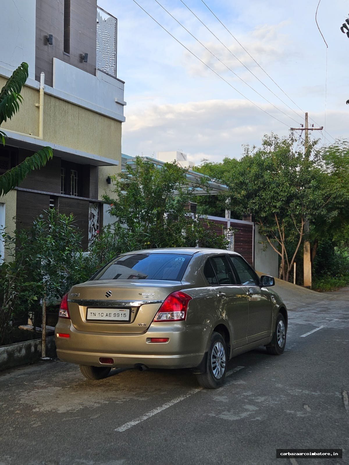 Maruti Suzuki Swift 2011 Photo 9