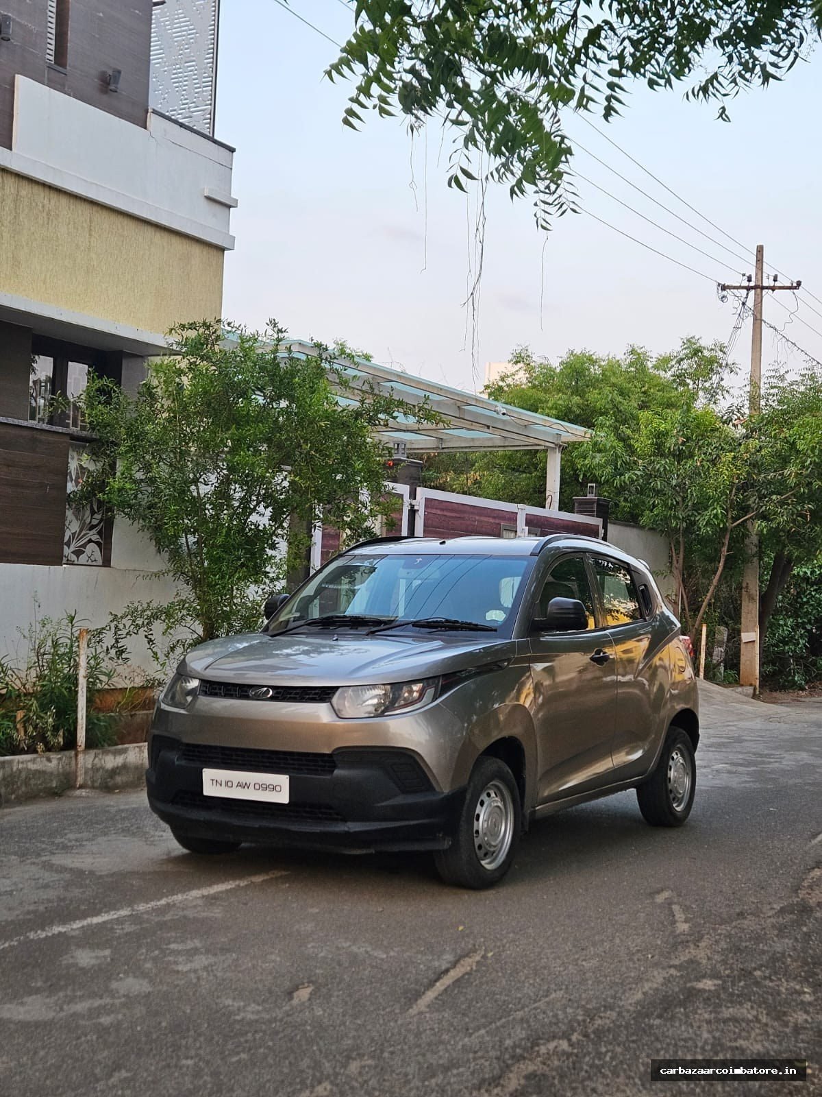 Mahindra KUV100 2016 Photo 7