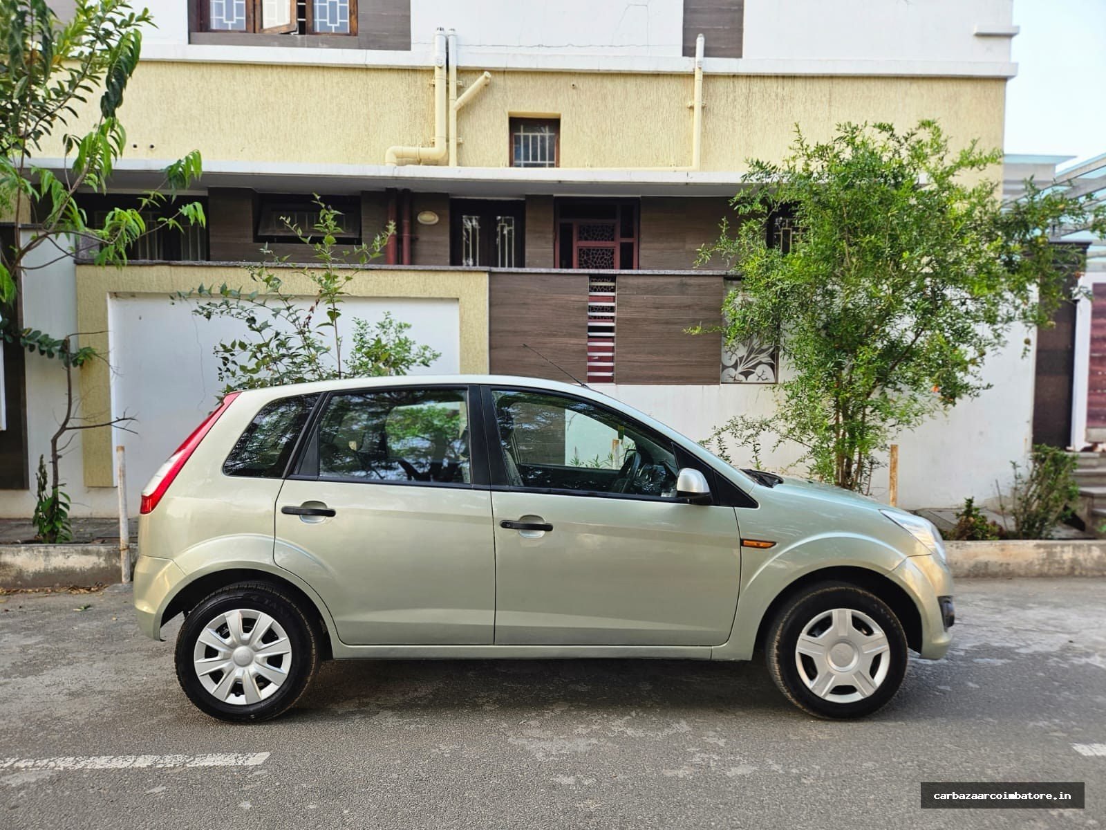 Ford Figo 2013 Photo 3