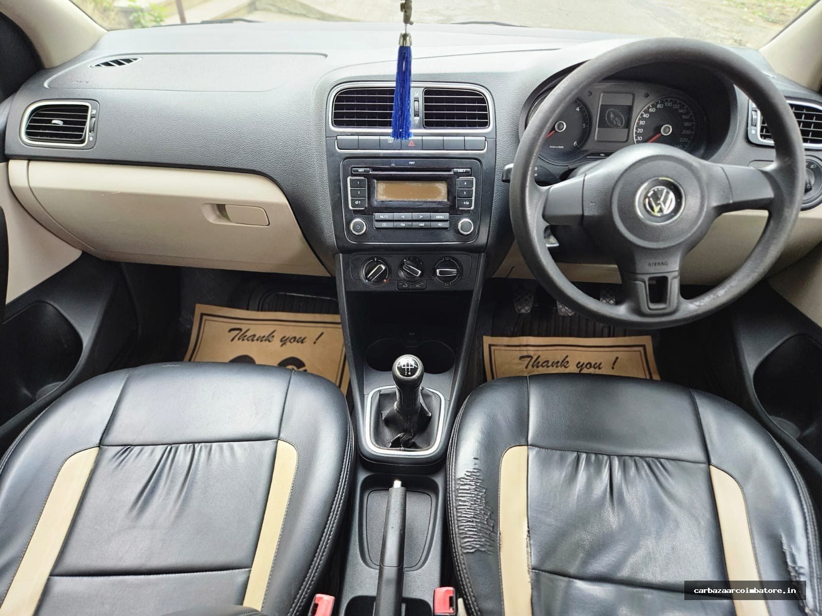 Volkswagen POLO 2011 Photo 4