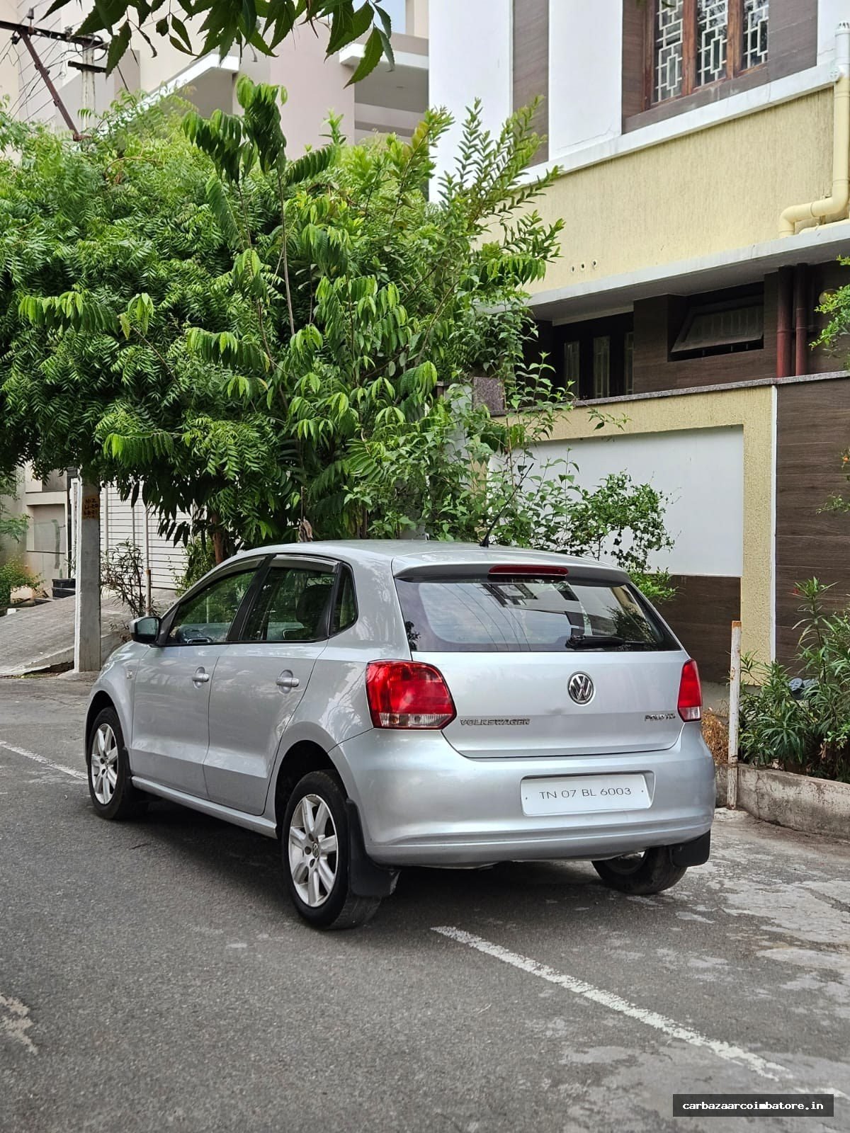 Volkswagen POLO 2011 Photo 8