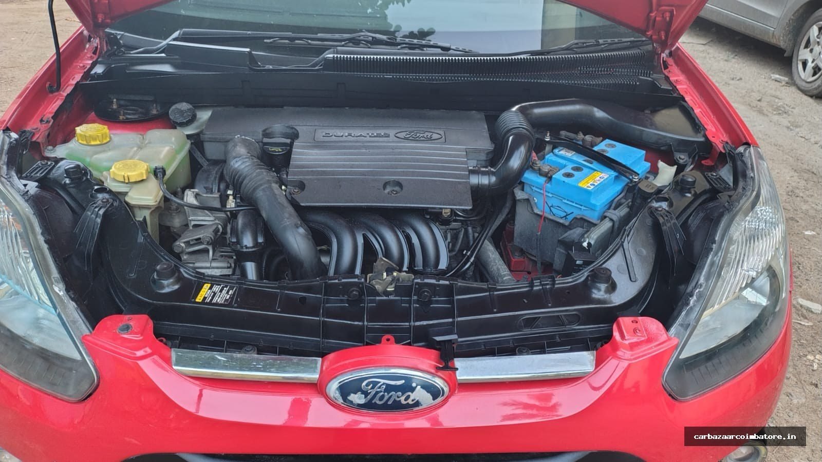 Ford Figo 2010 Photo 5
