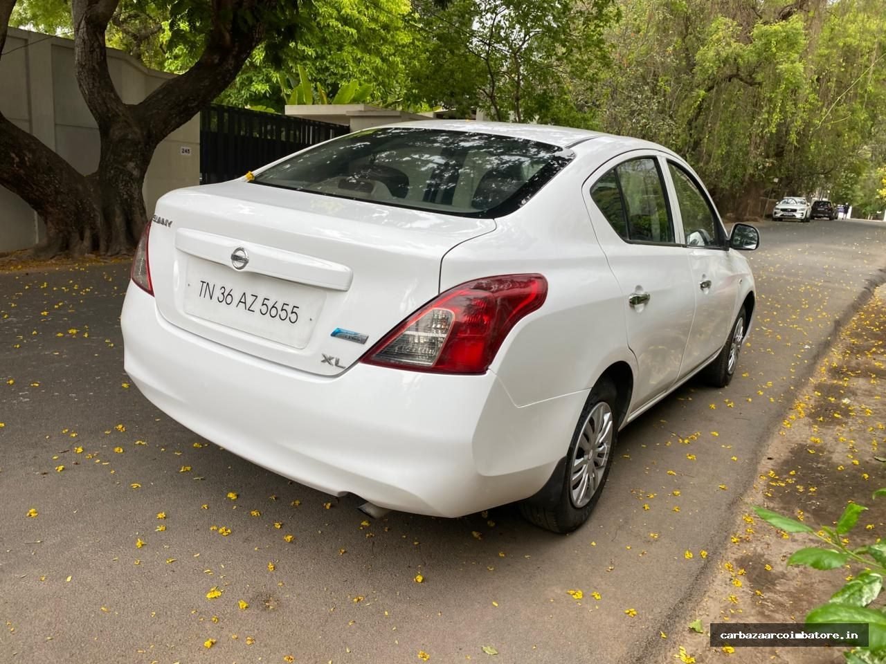 Nissan Sunny 2012 Photo 5