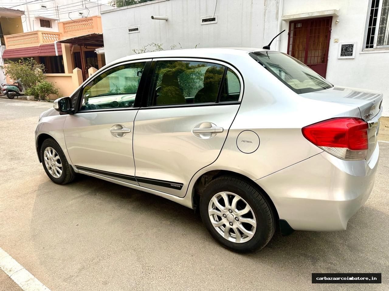 Honda Amaze 2014 Photo 2