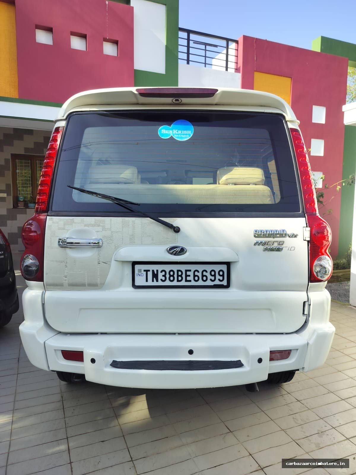 Mahindra Scorpio 2011 Photo 1