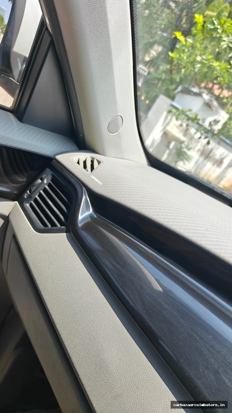 MAHINDRA KUV100 2018 Photo 9