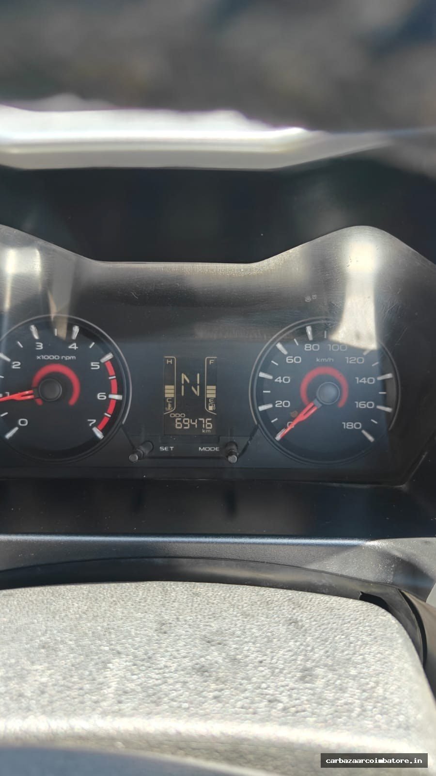 MAHINDRA KUV100 2018 Photo 5
