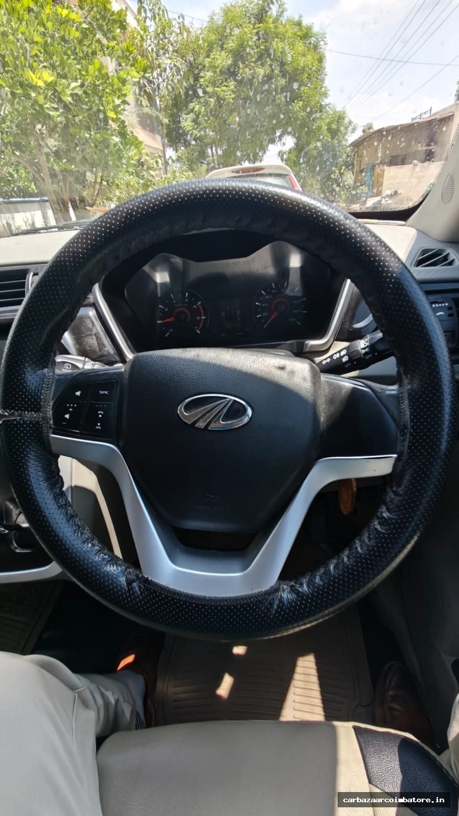 MAHINDRA KUV100 2018 Photo 8