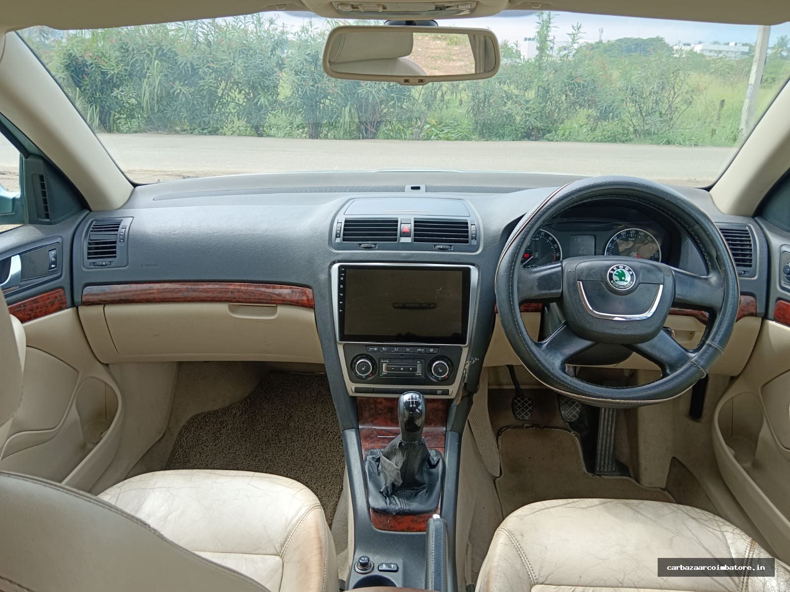 Skoda Laura 2010 Photo 8