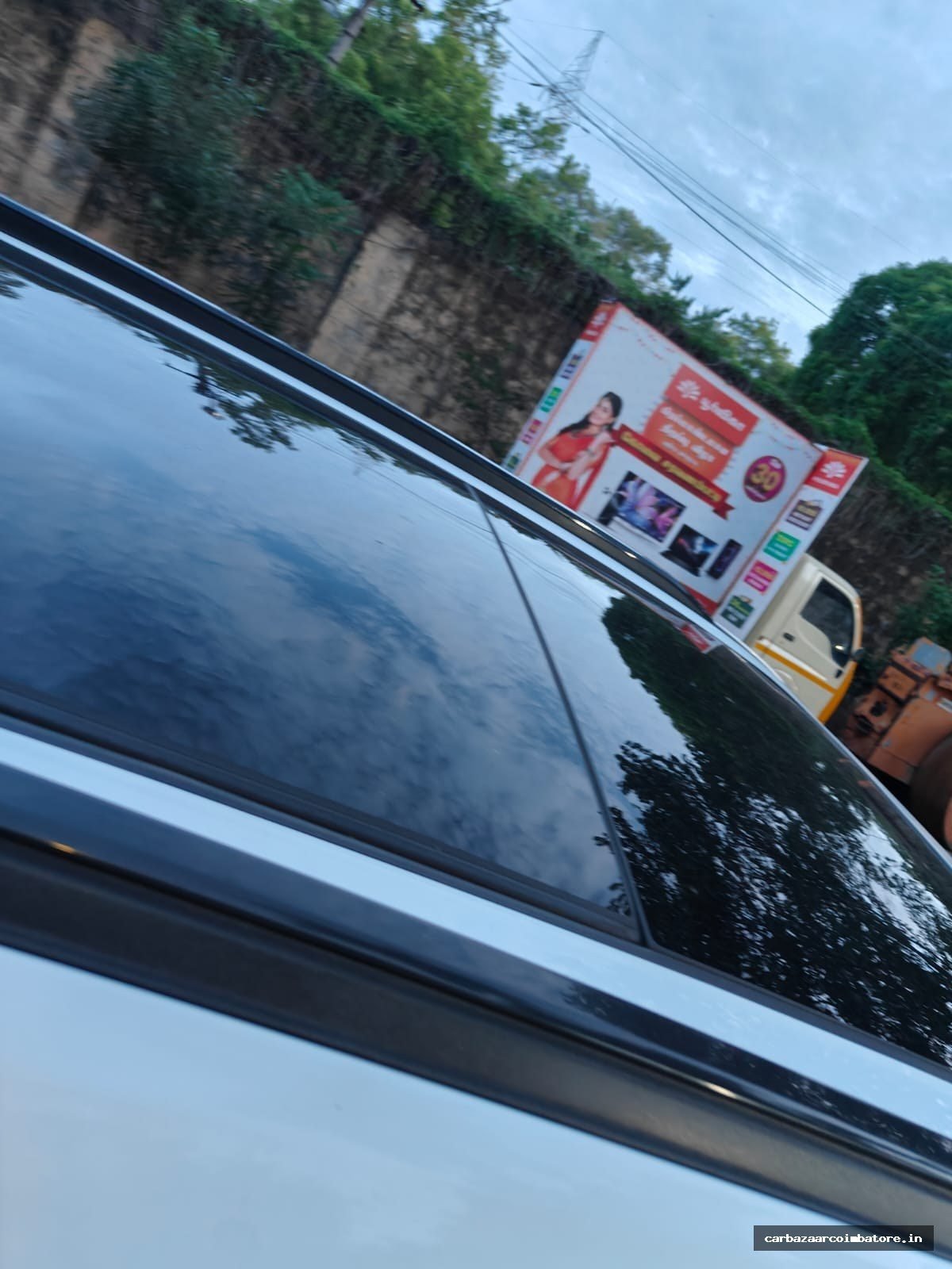 Mahindra XUV700 2023 Photo 6