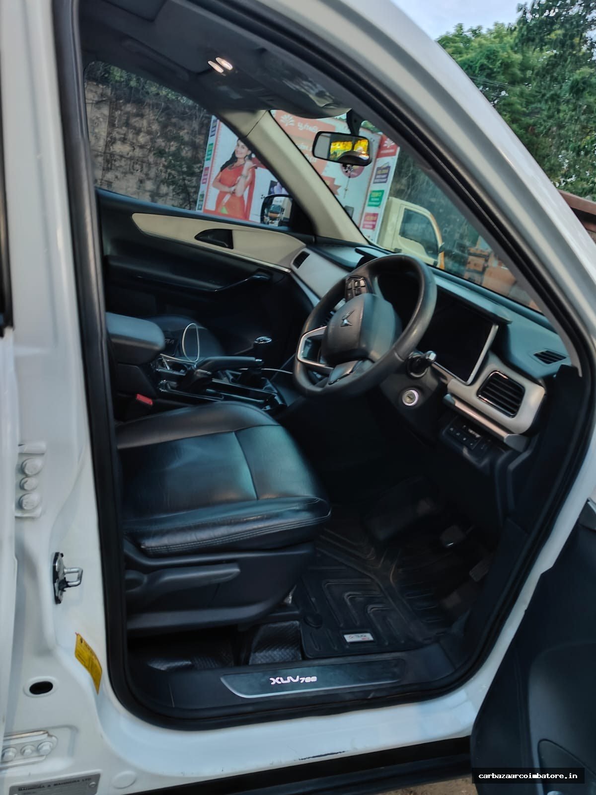 Mahindra XUV700 2023 Photo 9