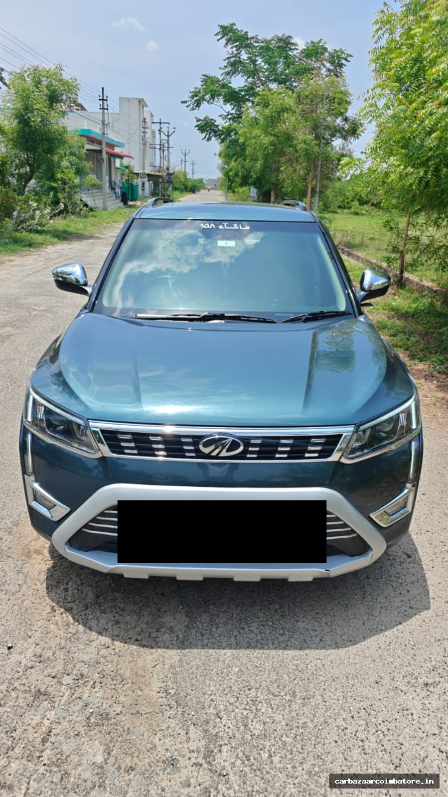 Mahindra XUV300 2022 Photo 1