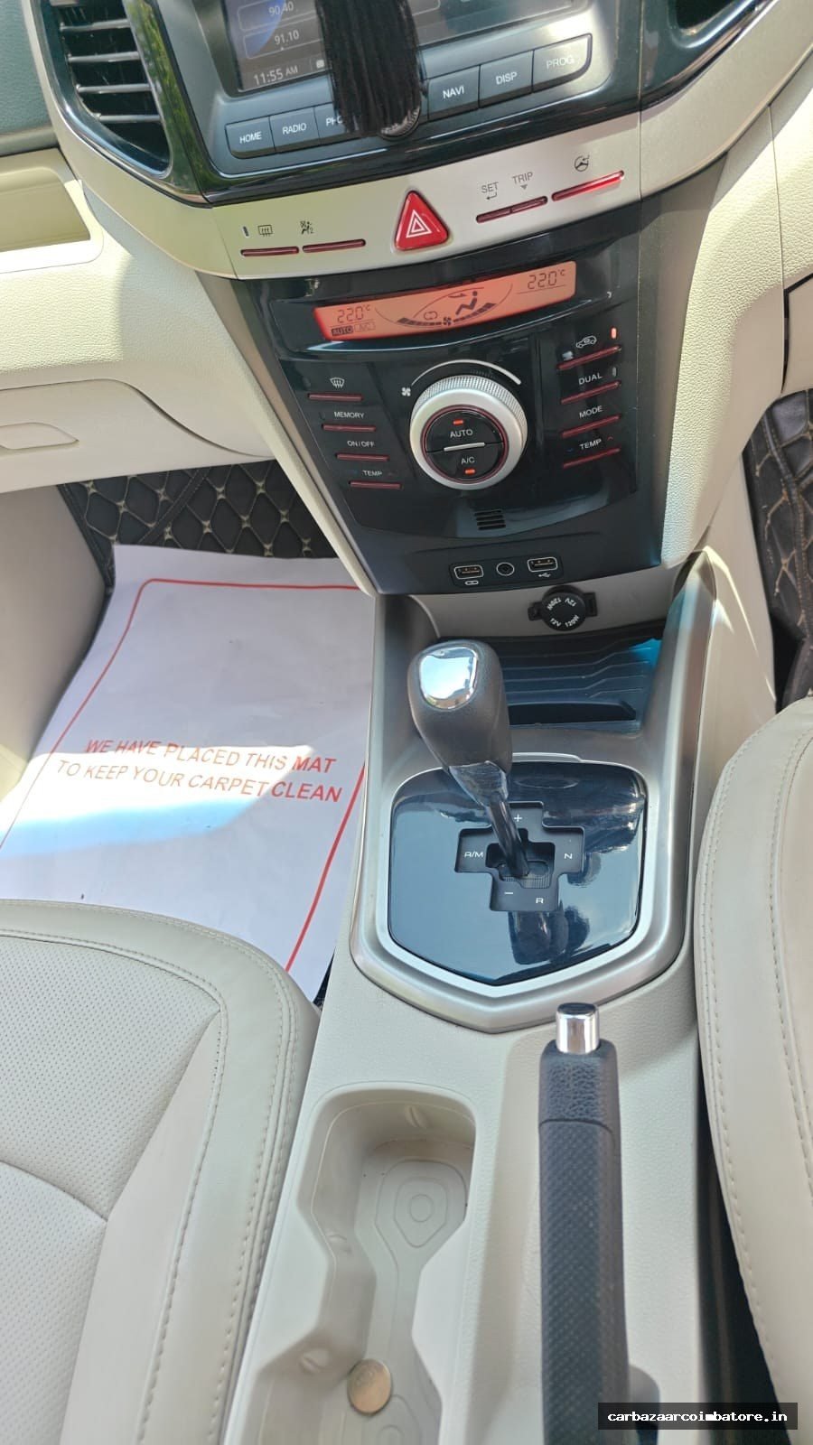 Mahindra XUV300 2022 Photo 6
