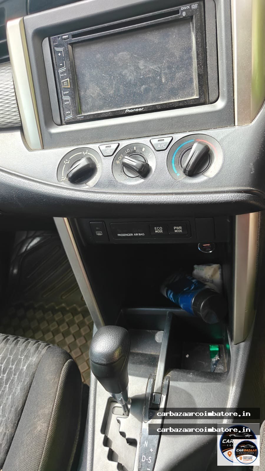 Toyota Innova Crysta 2017 Photo 4