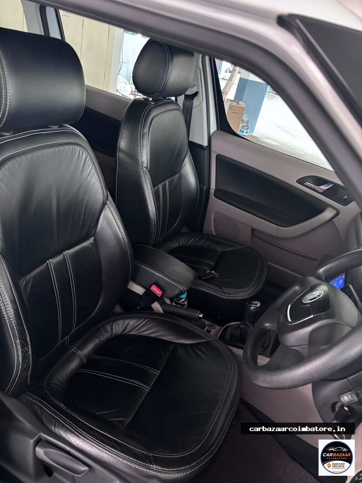 Skoda Yeti 2012 Photo 3