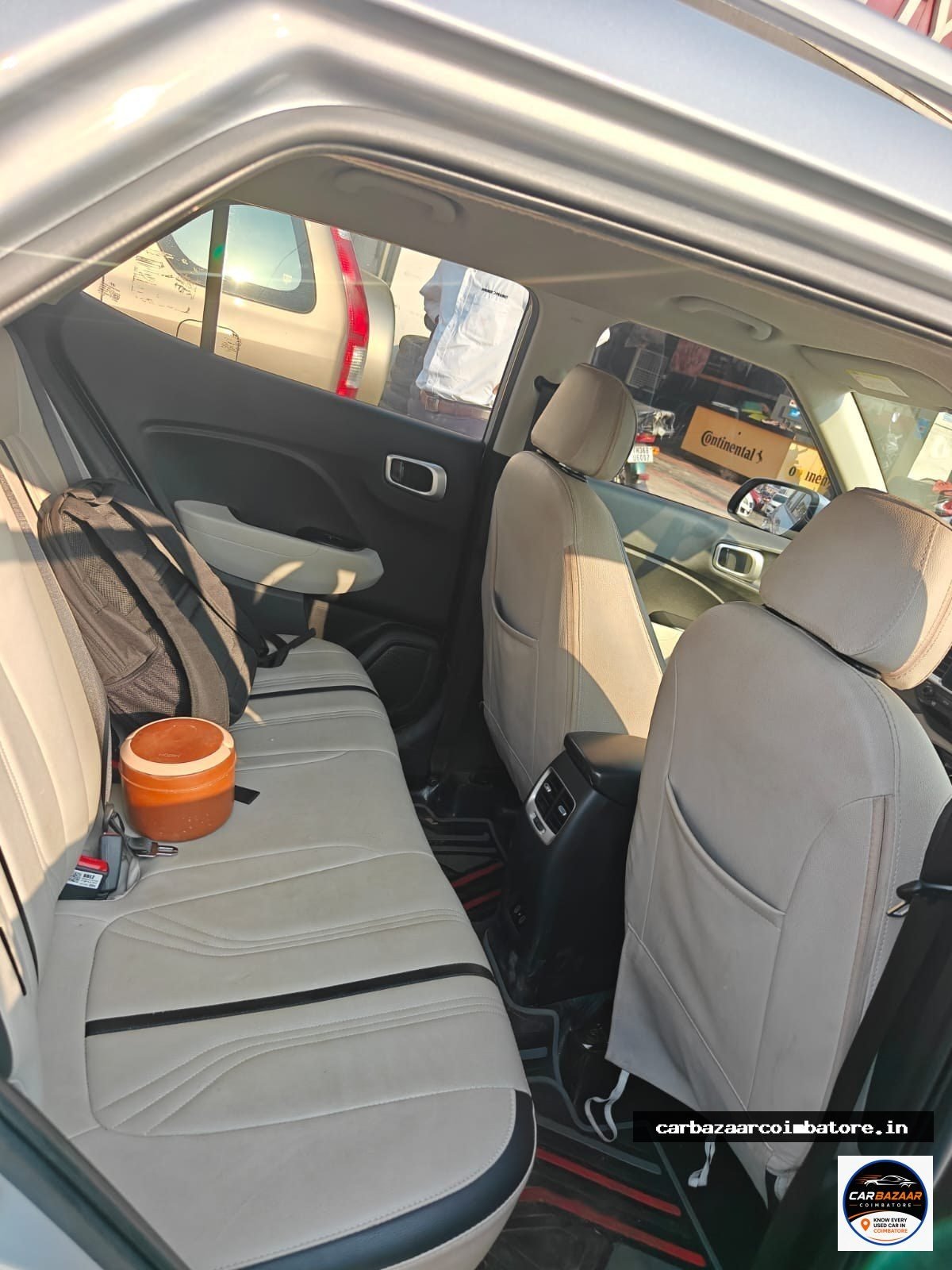 Hyundai Venue 2023 Photo 6