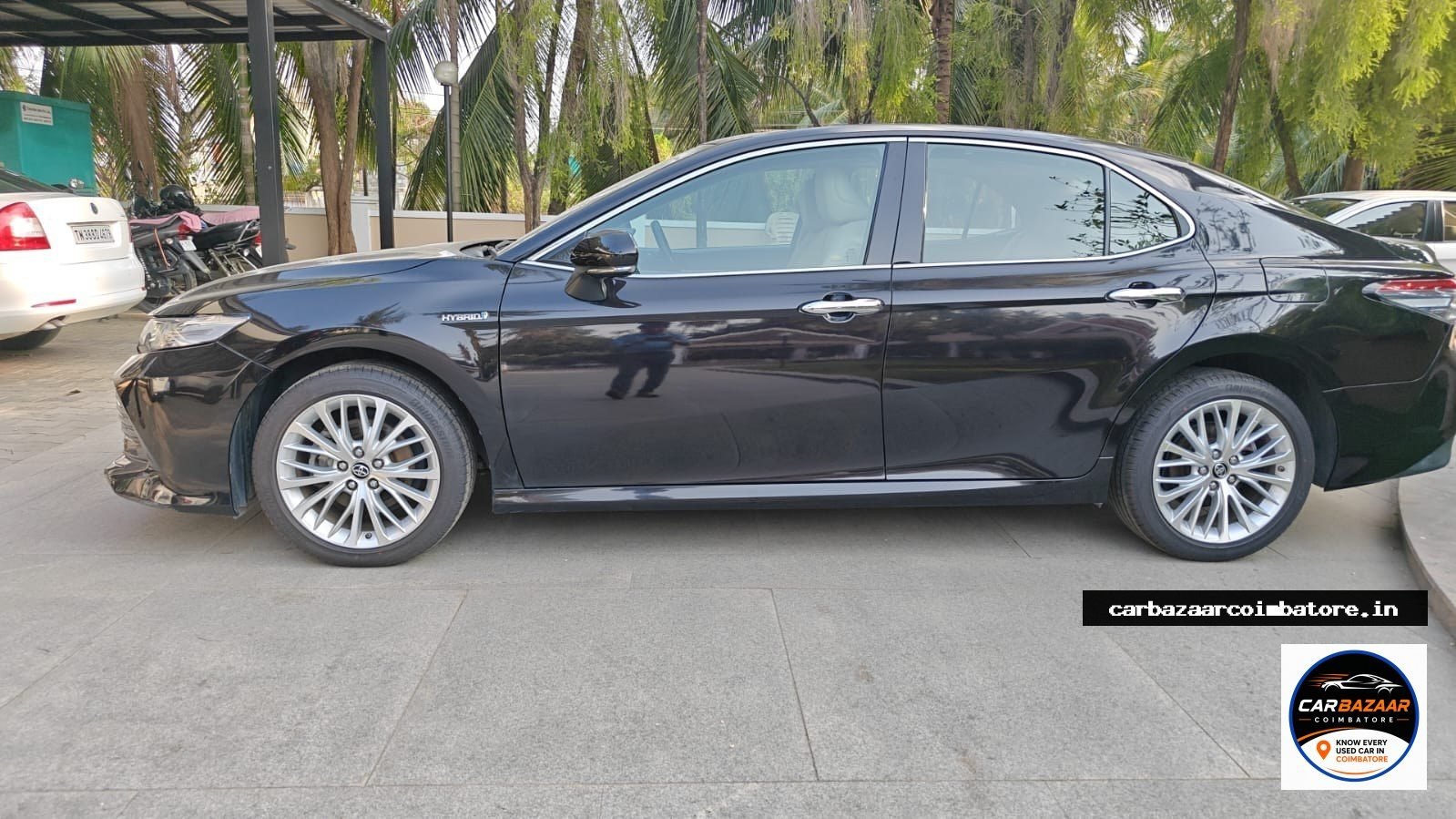 Toyota Camry 2019 Photo 2