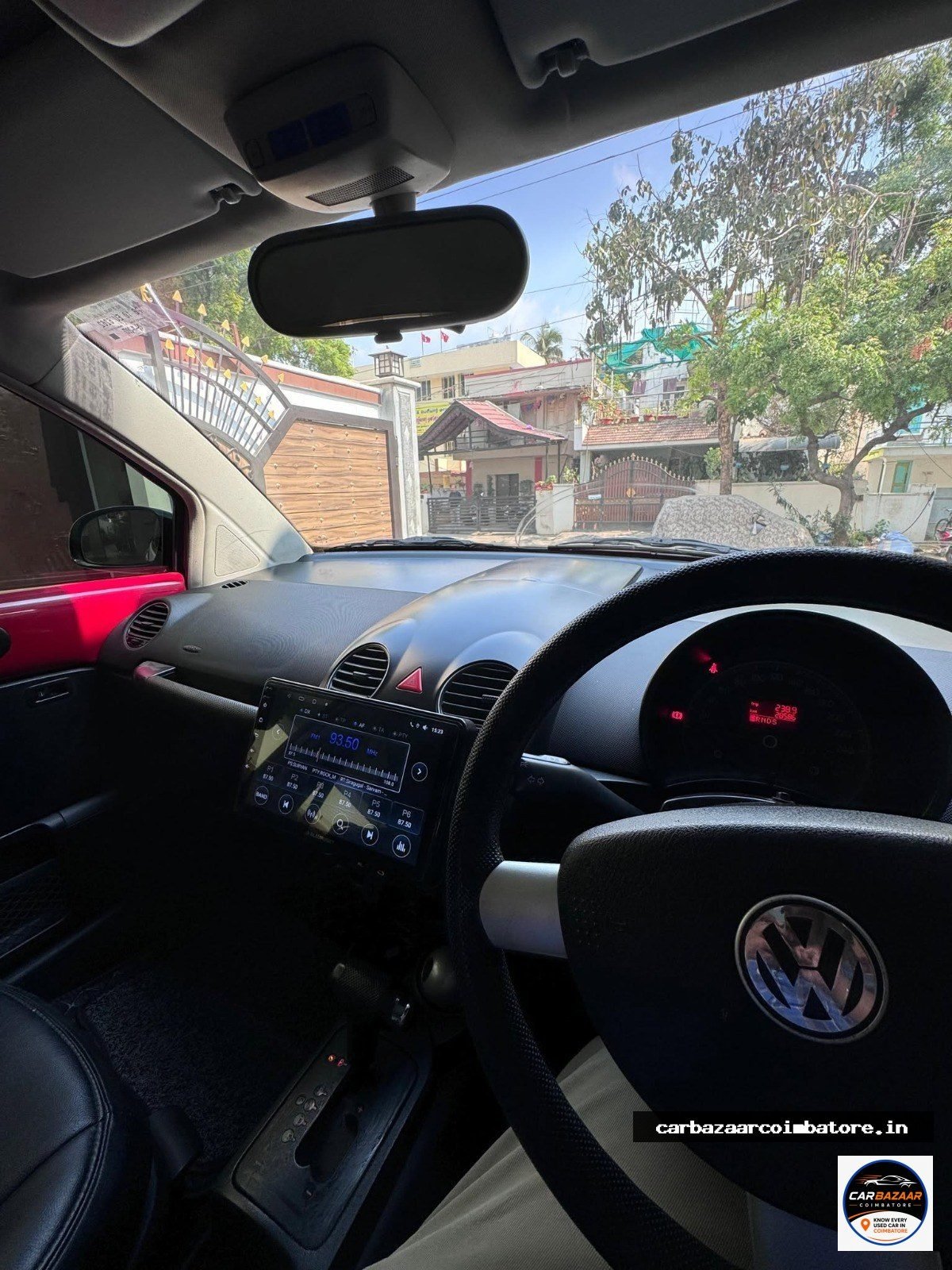 Volkswagen Beetle 2011 Photo 3
