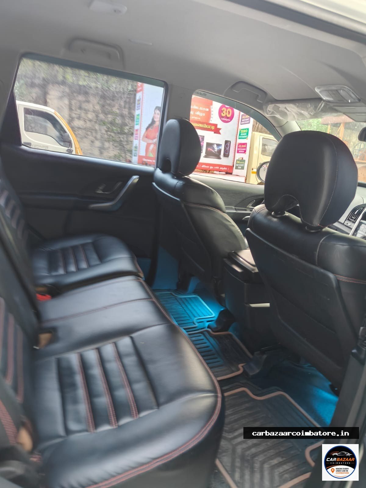 Mahindra XUV 500 2020 Photo 7