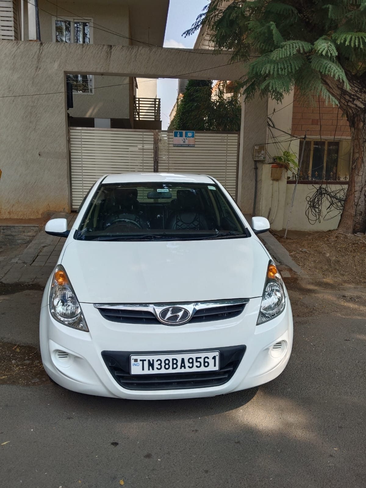 Hyundai i20 2010 Photo 1