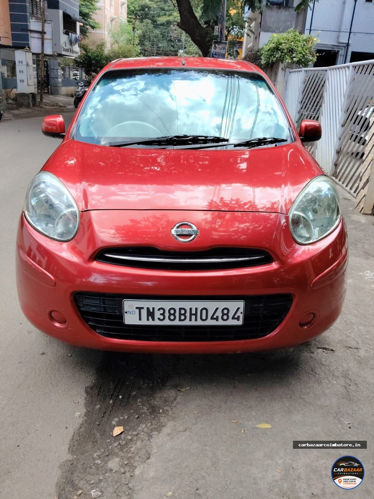 Nissan Micra 2011 Photo 1