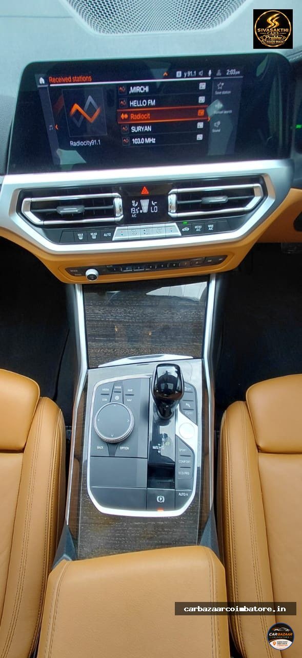 BMW 330 Li 2022 Photo 12